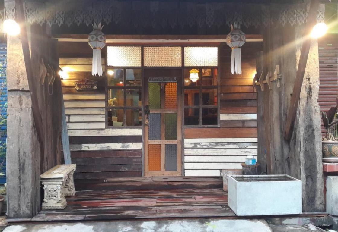 @Lanna House (Adults Only) Hostel Τσιάνγκ Μάι Εξωτερικό φωτογραφία